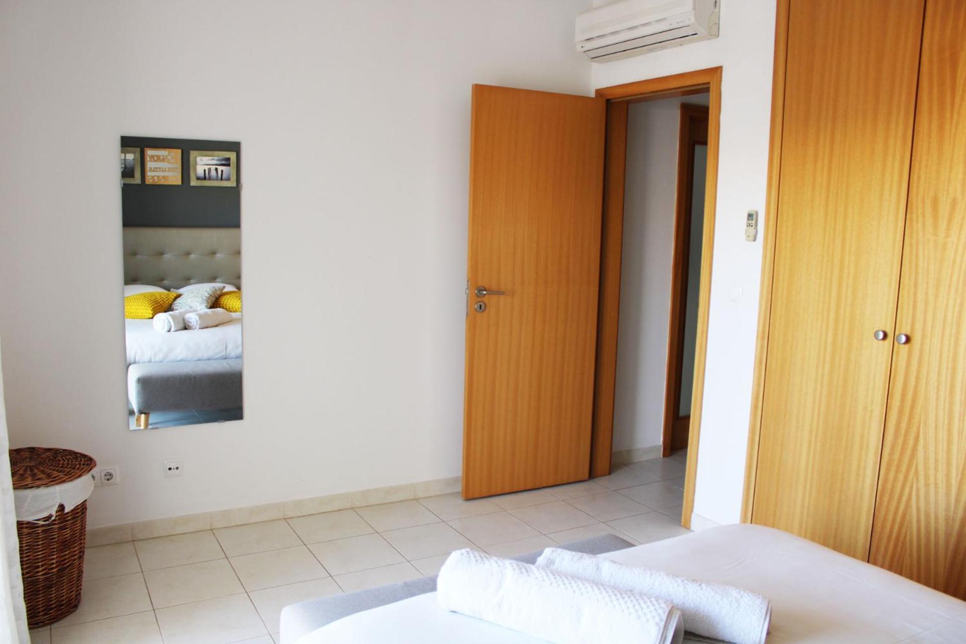 Apartment With Terrace Albufeira Olhos De Agua Экстерьер фото